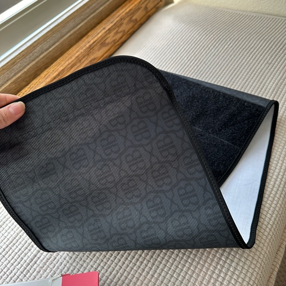 Belly Bandit Postpartum Belly Wrap - Picture 4 of 4